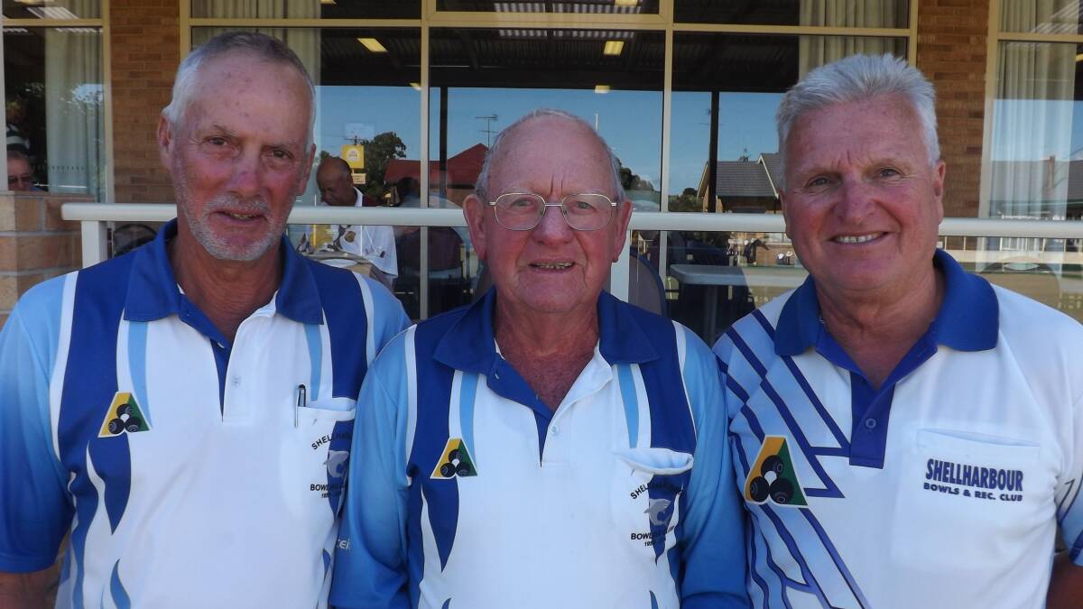 After leading the pack into the last game Mal Pearson (left) continued forward and won the tournament with 4 wins plus 56. Mal pictured with Bob Makin and Jim McKenzie