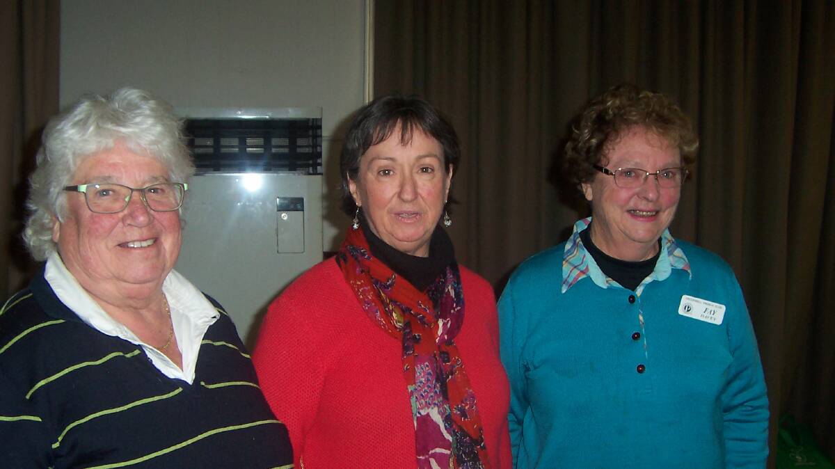 Crookwell Probus wished the incoming president Jennifer Hall and committee luck. 