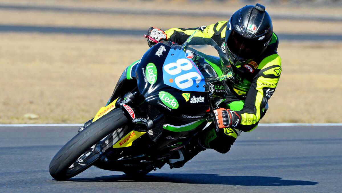 Oli Bayliss in action in the Supersport 300 class at Morgan Park. Photo: Russell Colvin.