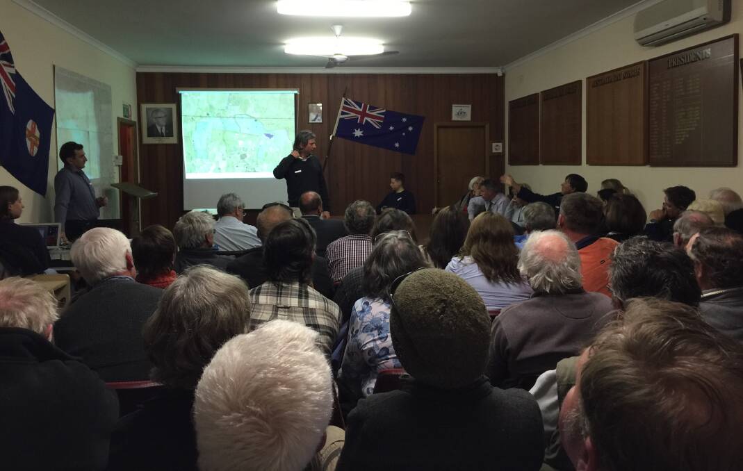 The large crowd at the Gunning Council chambers recently for a community meeting on the proposed Gunning solar farm. Photo Bronwyn Haynes.