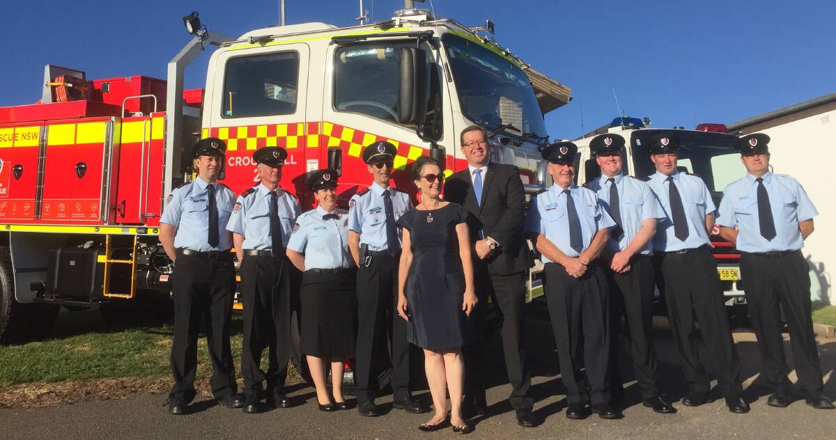 New fleet vehicle: Crookwell Fire and Rescue NSW with Minister for Goulburn Pru Goward and Minister for Police and the Minister for Emergency Services Troy Grant.