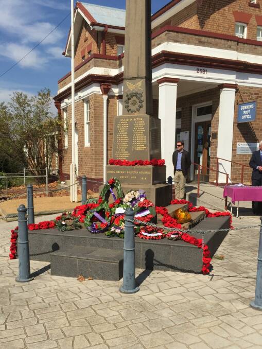 Wreaths laid on Gunning Cenotaph.