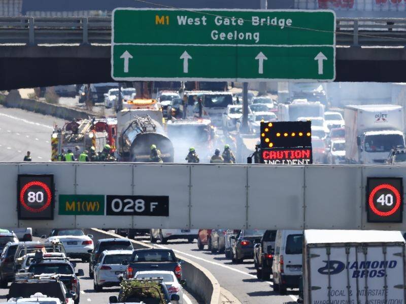 A climate protest has caused peak hour traffic havoc on Melbourne's West Gate Bridge (file photo). (Con Chronis/AAP PHOTOS)