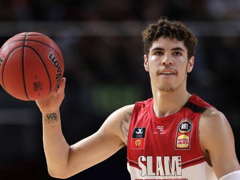 Injured NBL star LaMelo Ball of the Illawarra Hawks has returned home to the US.
