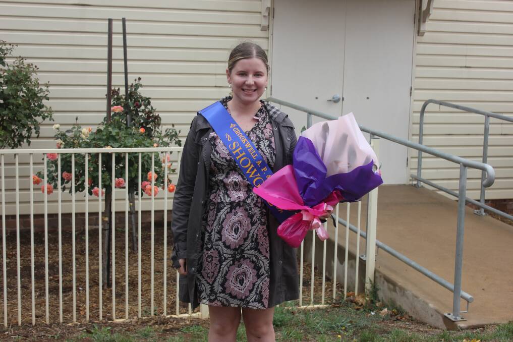 Clare Offley is the Crookwell Showgirl for 2020 and will take part in the Zone Three Final later this month. 